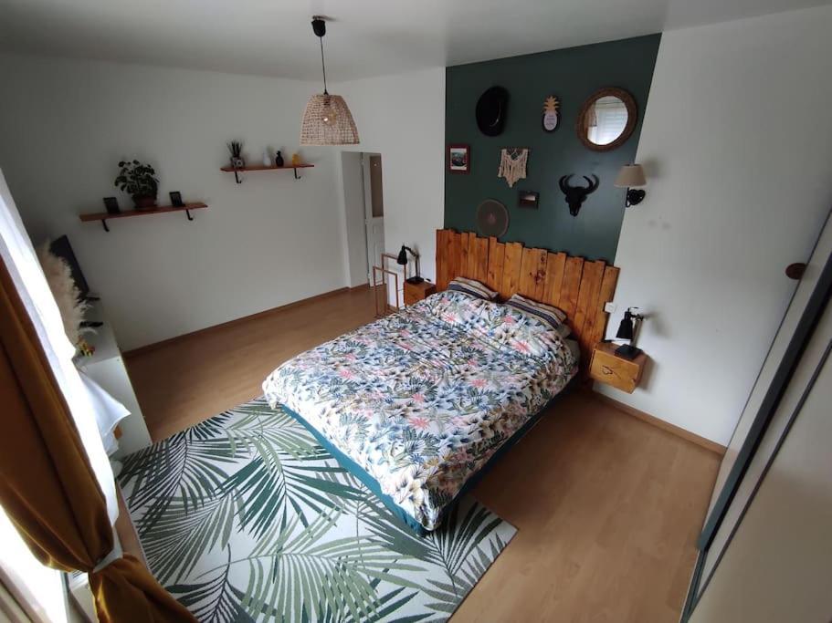 Chaleureuse Maison De Ville Avec Parking Gratuit 希农 外观 照片